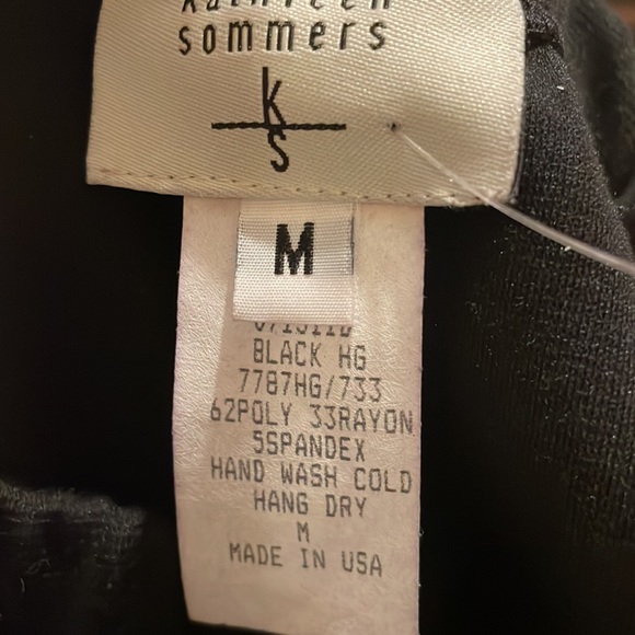 Kathleen Sommers black knit straight leg pull on pants. Size M. NWT - Picture 2 of 3